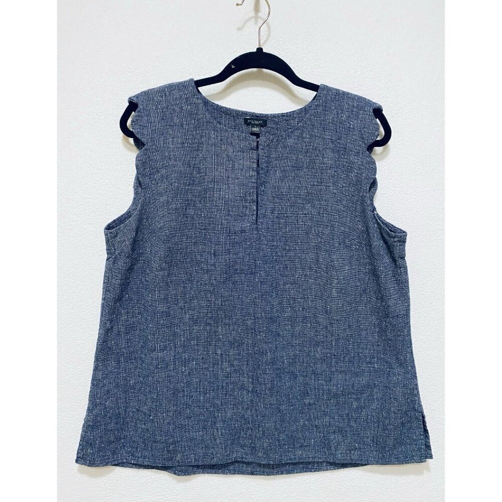 Banana Republic Top Womens Large Chambray Scalloped Sleeve Keyhole Neck Feminine